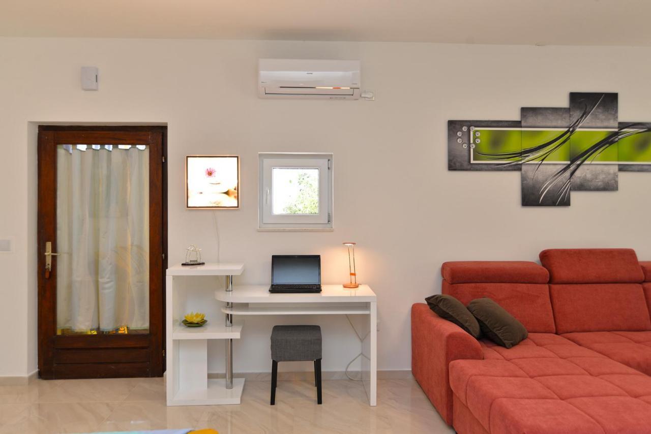 Apartments Mala Vala 925 - Adapted Fažana Екстериор снимка