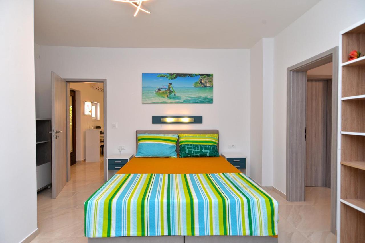 Apartments Mala Vala 925 - Adapted Fažana Екстериор снимка
