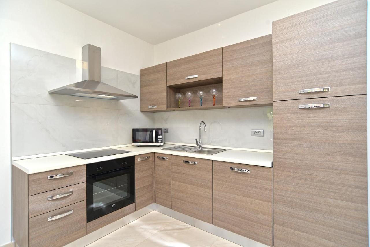 Apartments Mala Vala 925 - Adapted Fažana Екстериор снимка