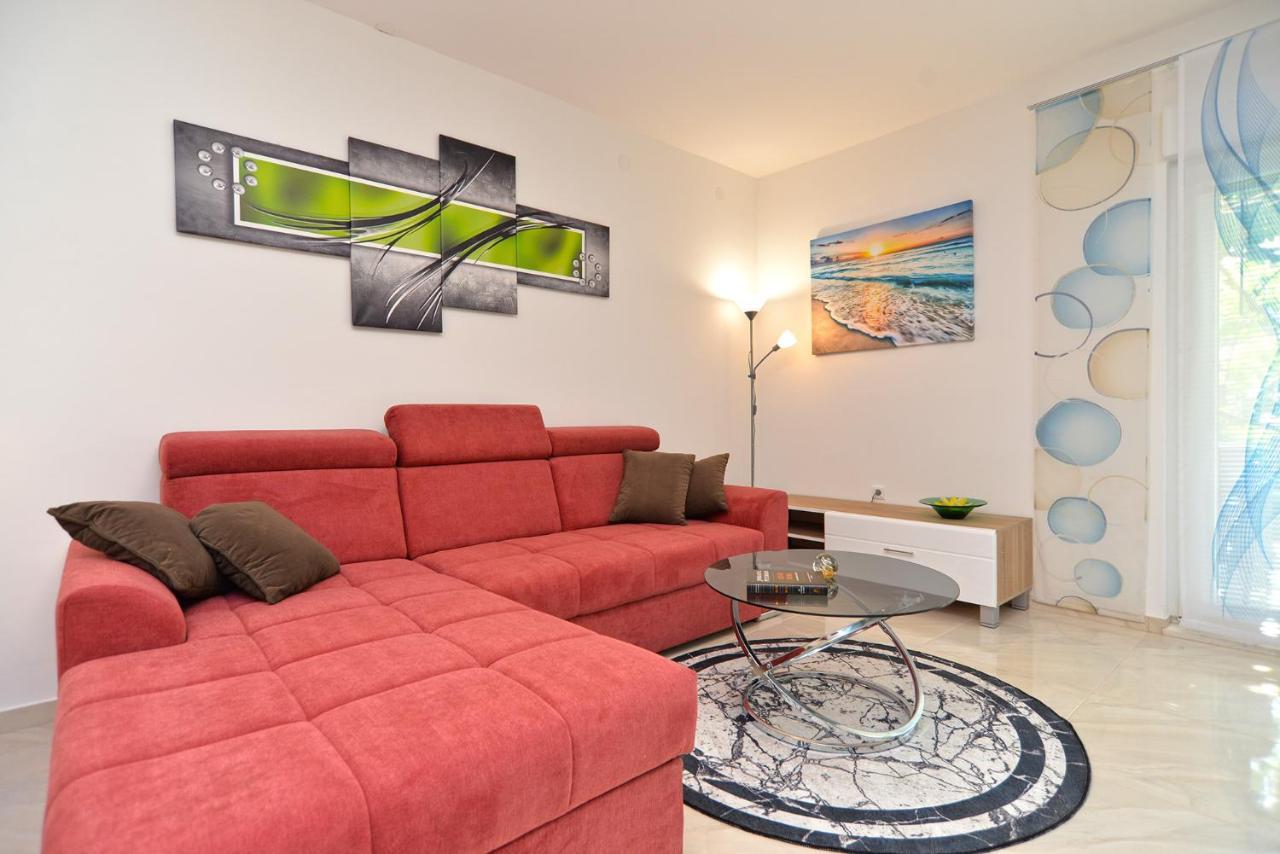 Apartments Mala Vala 925 - Adapted Fažana Екстериор снимка